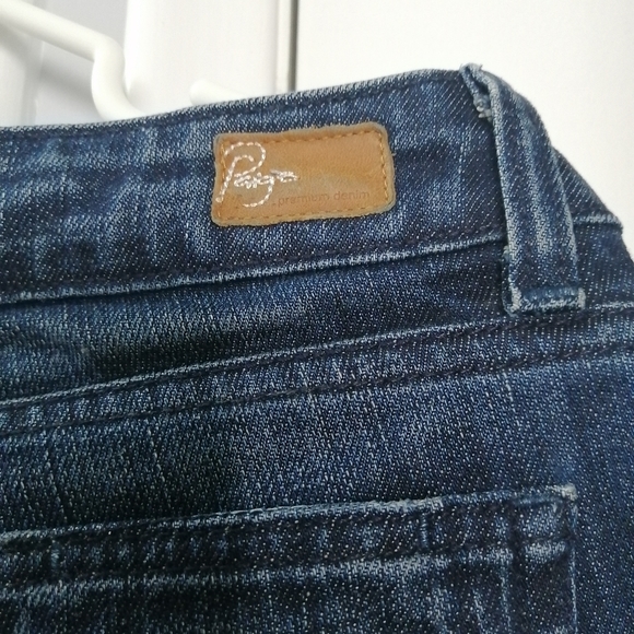 Paige Jeans with a slight flair - Picture 5 of 8